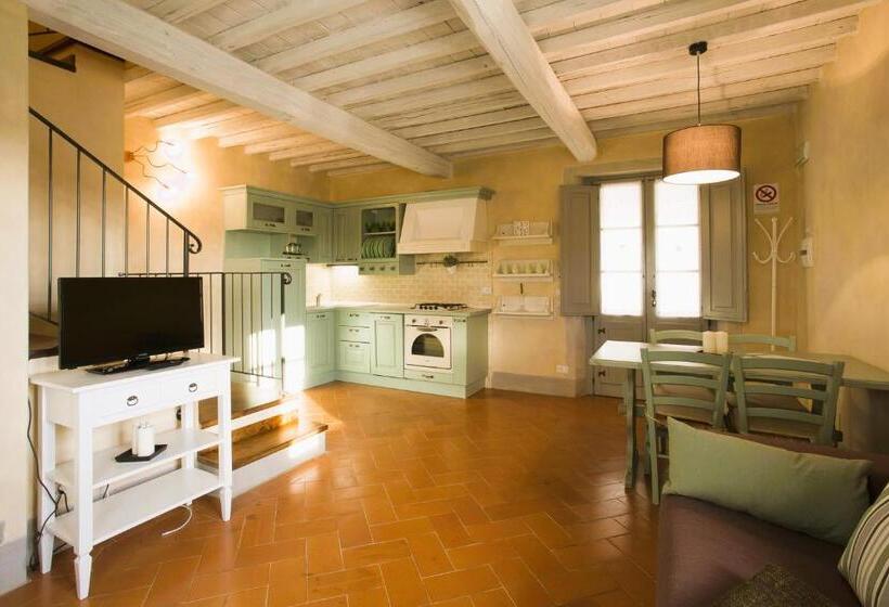 침실 1개 아파트, Isa Farmhouse With Swimming Pool Just 20 Minutes From Arezzo, Apartments With Panoramic Views