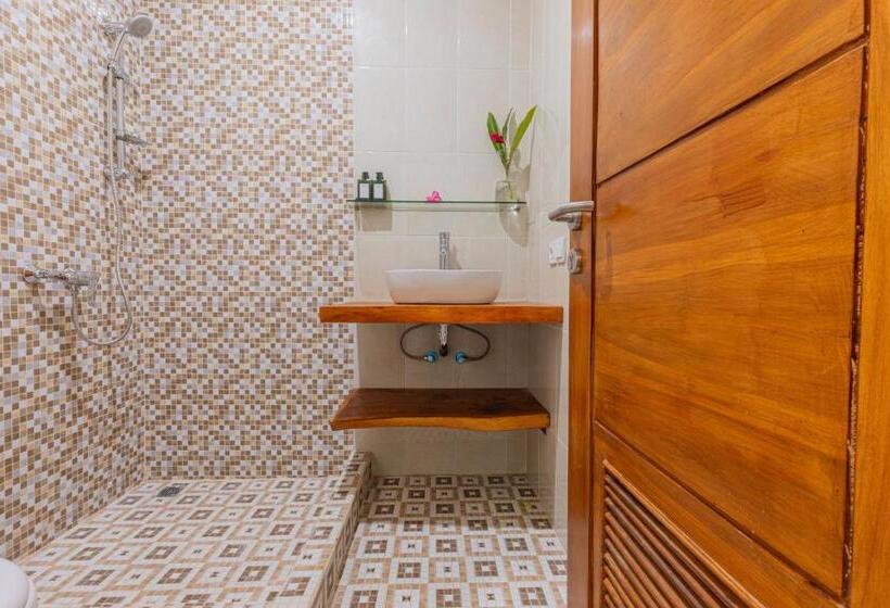 デラックスルーム, Candra Loka Studio & Apartment By The Loka