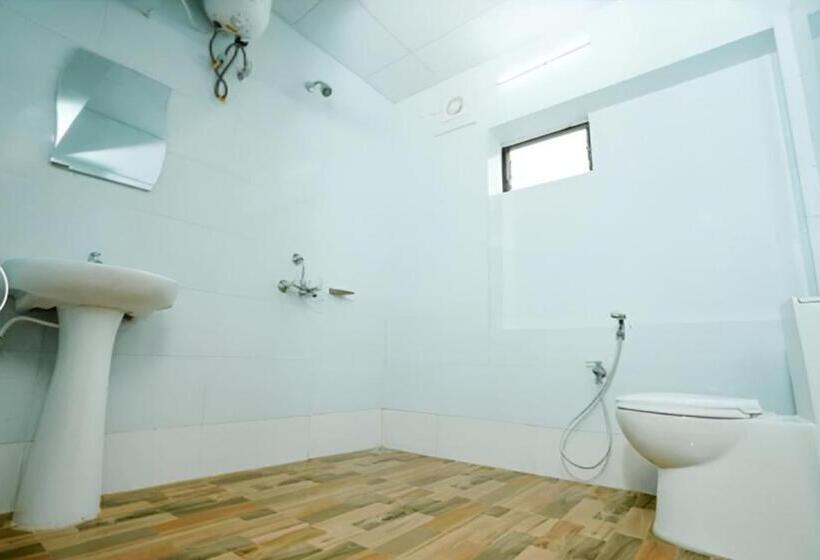 Трехместный Номер Deluxe, Garg Complex Guesthouse