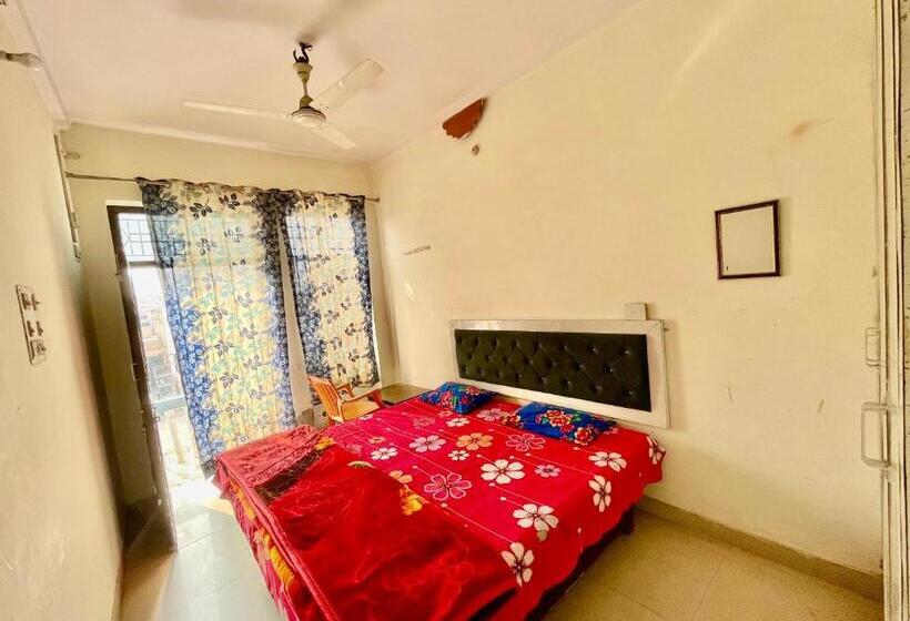 豪华房间, Garg Complex Guesthouse