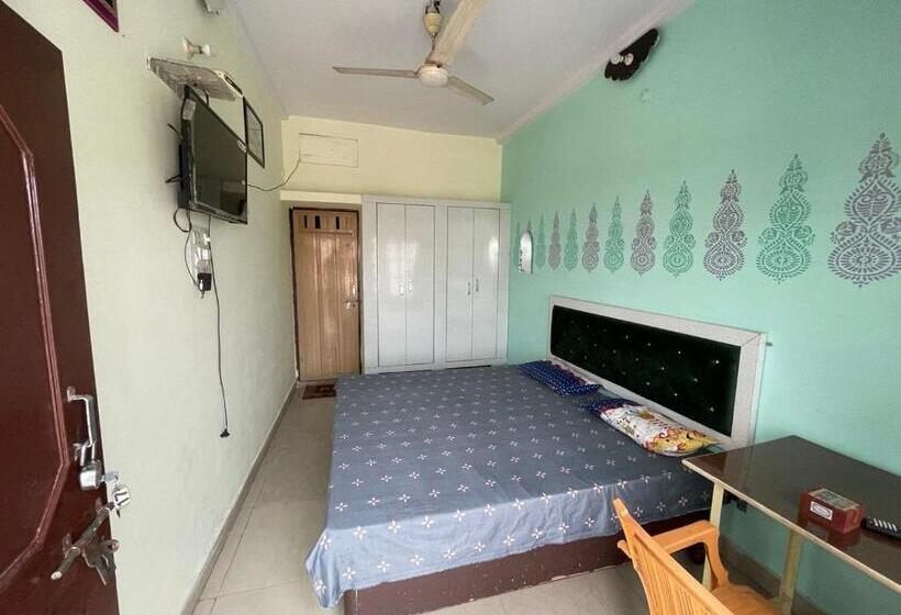 标准间带阳台, Garg Complex Guesthouse