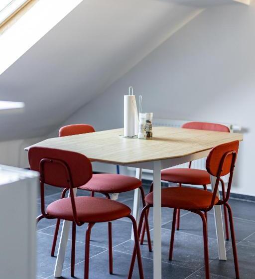 شقة غرفتين, Le Gîtel