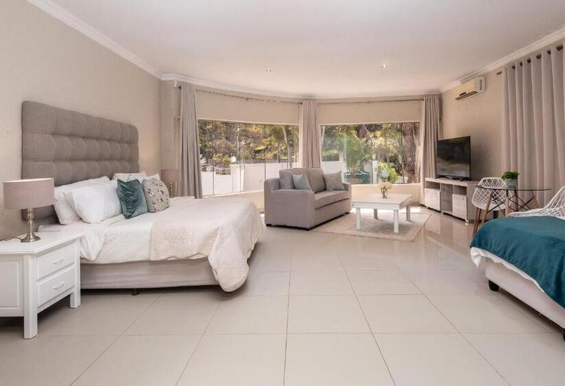 패밀리 룸 가든 전망, The Beach Palace Ramsgate