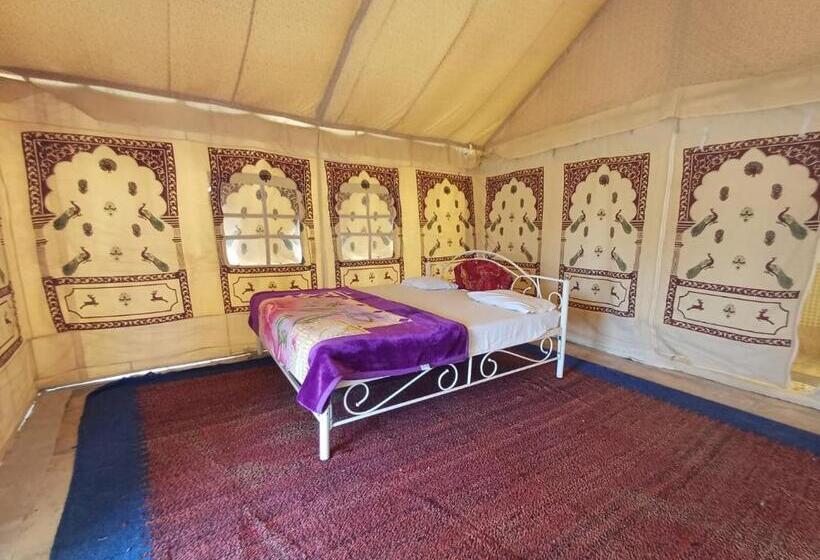 Tenda Padrão, Roop Resort