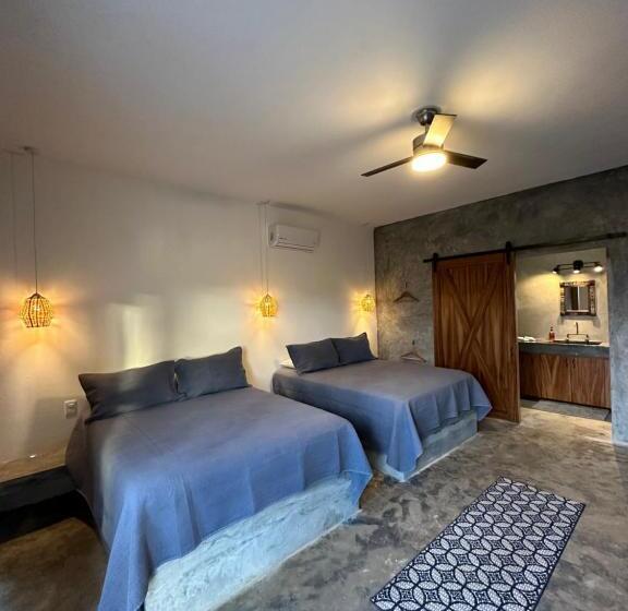 جناح مطلّ علي حمام السباحة, Villas Del Scarlet Cardones