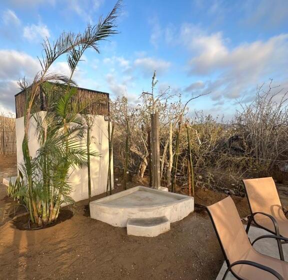 جناح مطلّ علي حمام السباحة, Villas Del Scarlet Cardones