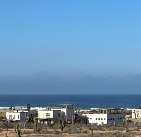 جناح مطلّ علي البحر, Villas Del Scarlet Cardones