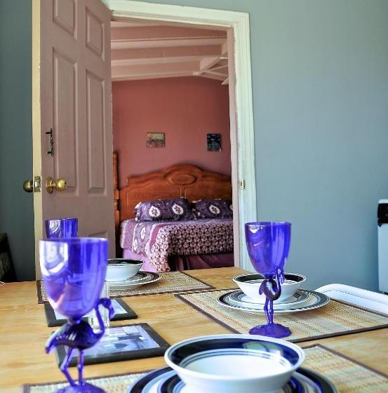 豪华房间, Harmony Motel