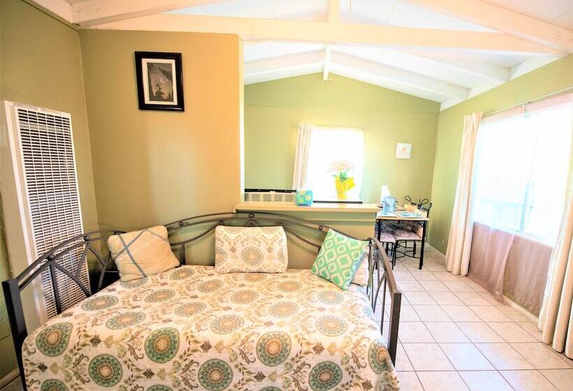 豪华房间, Harmony Motel