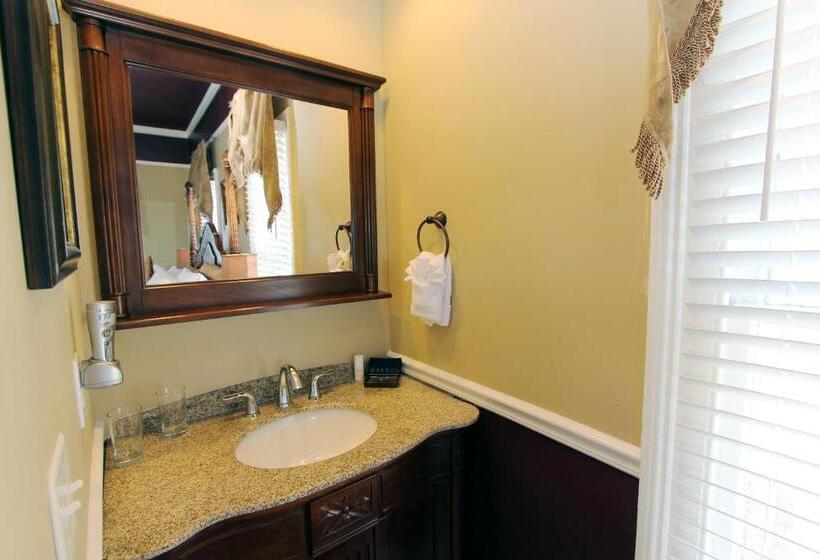 Büyük Çift Kişilik Yataklı Standart Oda, Bayfront Westcott House Bed & Breakfast