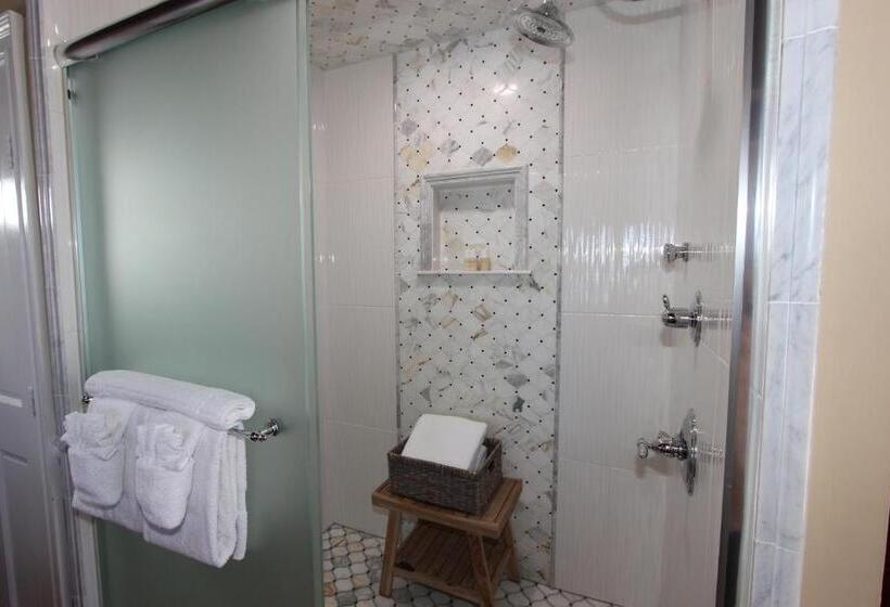 Büyük Çift Kişilik Yataklı Standart Oda, Bayfront Westcott House Bed & Breakfast