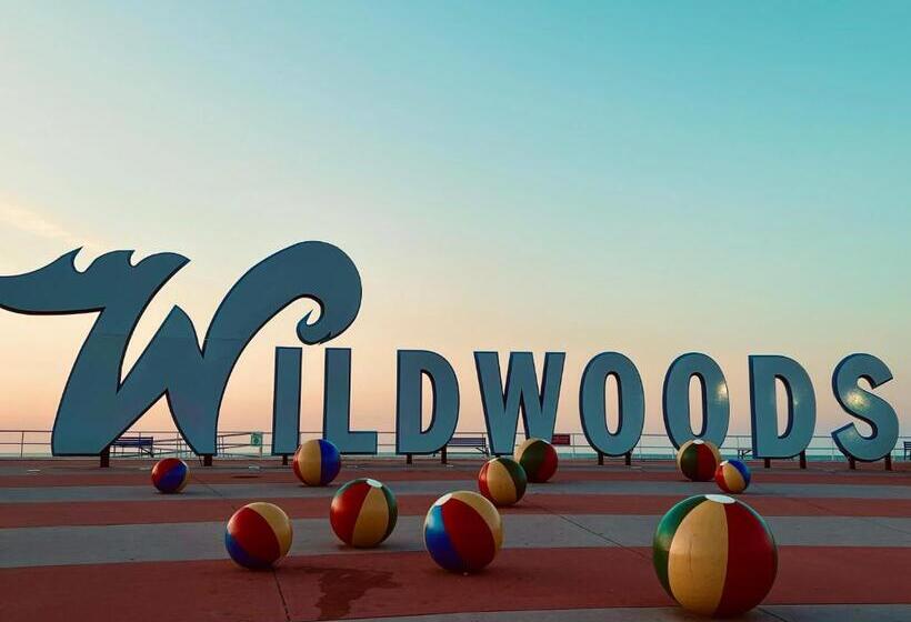 Deluxe Room King Size Bed