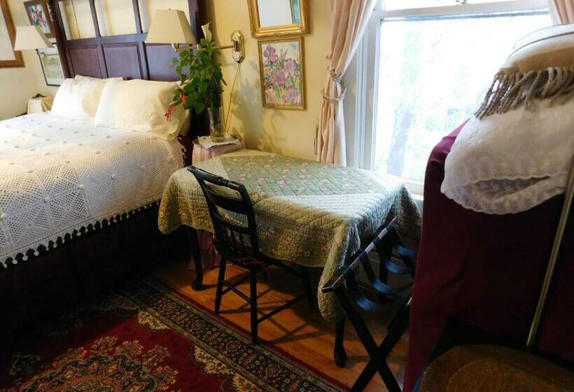 シングルデラックスルーム, Cliff Crest Inn