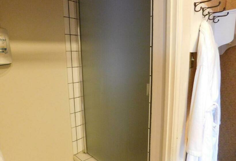 デラックスルーム, Cliff Crest Inn