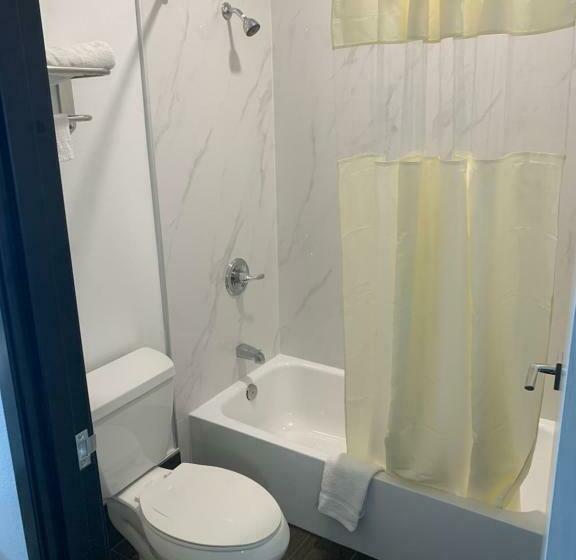 キングサイズベッドのスタンダードルーム, Crescent Inn