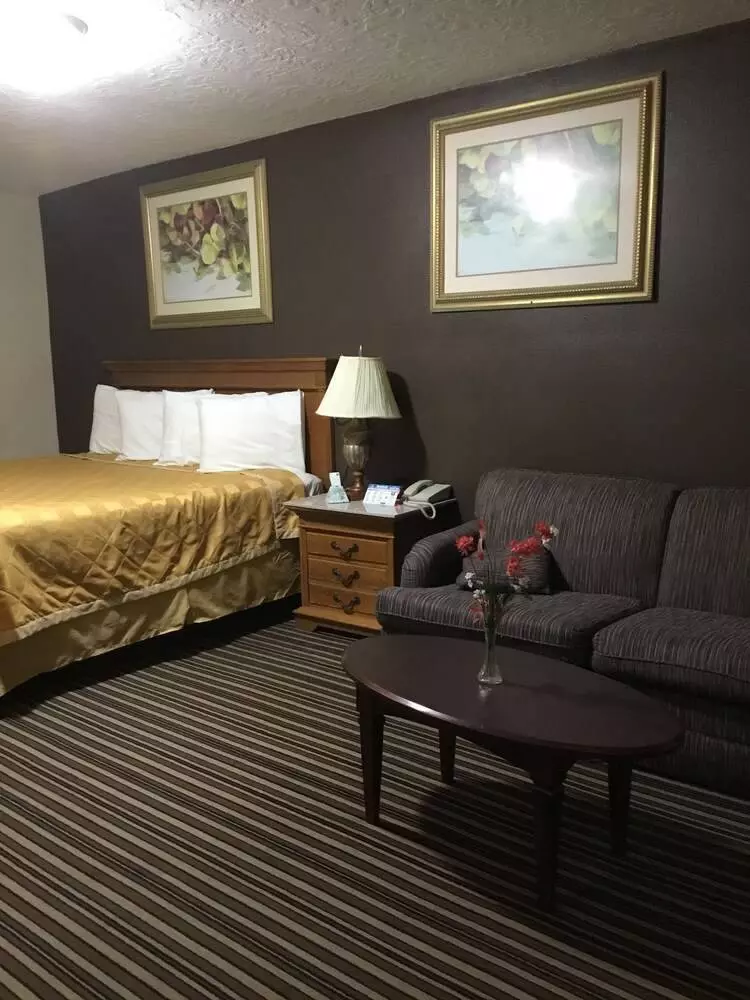キングサイズベッドのエクゼクティブルーム, Executive Inn Snyder