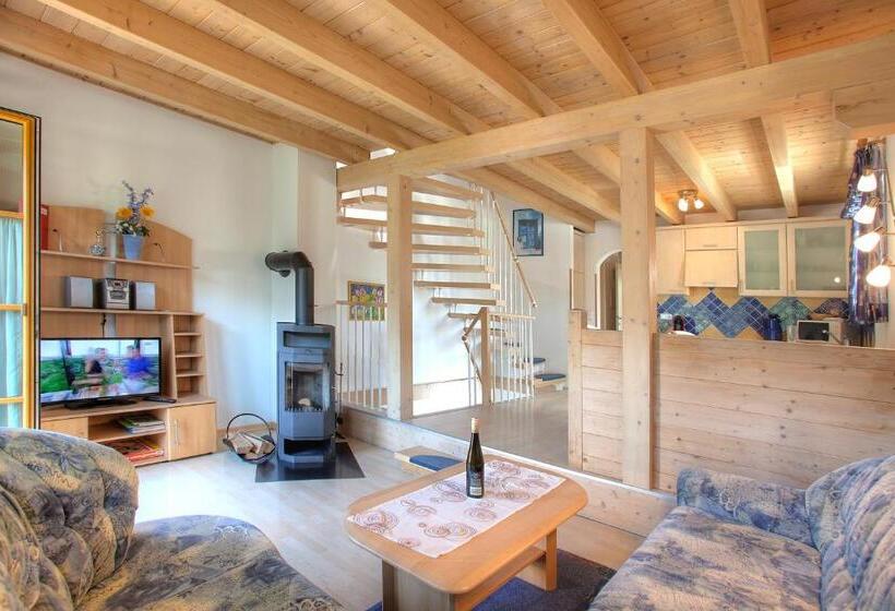 带2个卧室的高级公寓, Ferienhaus Christina & Haus Dr. Krainer