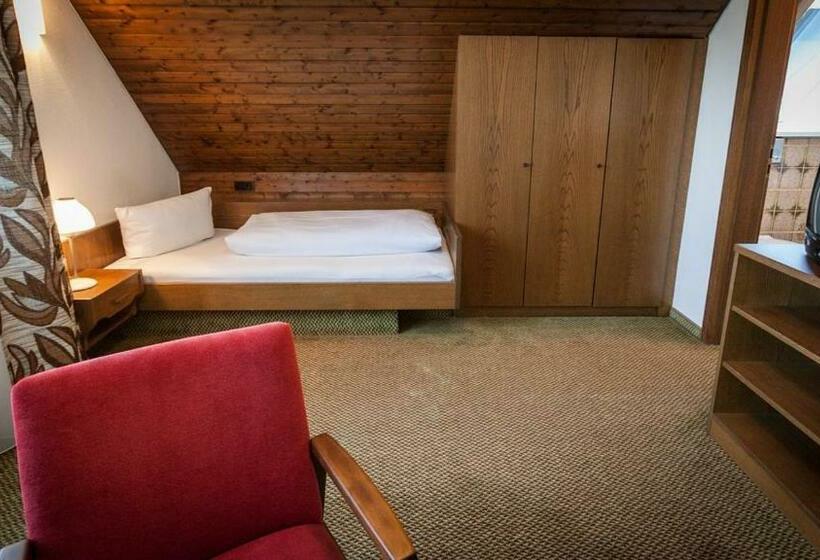 Quarto standart individual, Gasthaus Zum Hirsch