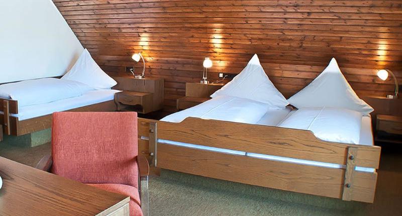 Quarto Triplo Standart, Gasthaus Zum Hirsch