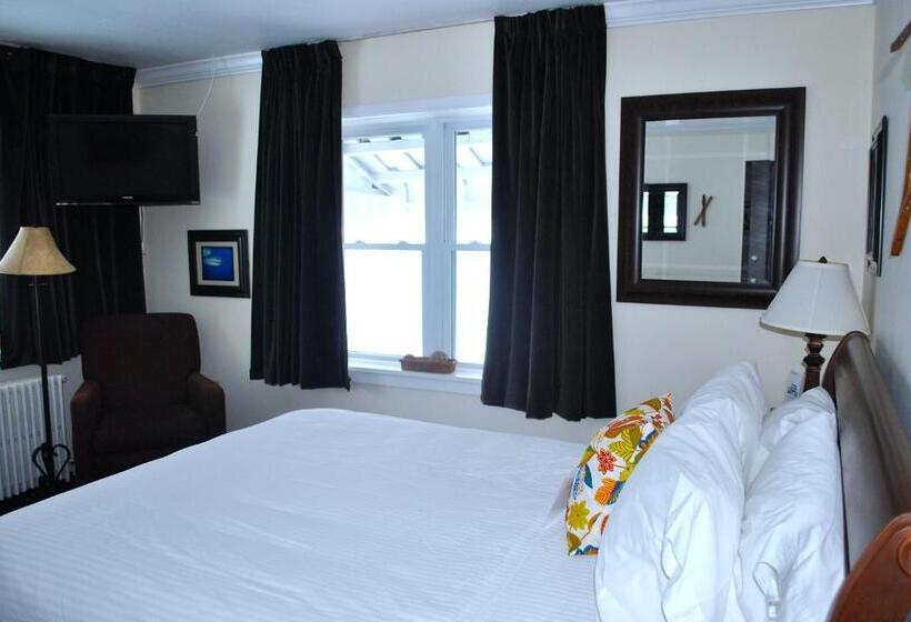 Номер Стандарт, Gauthier's Saranac Lake Inn