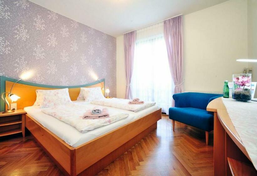 Номер Стандарт, Martinihof Bad Tatzmannsdorf