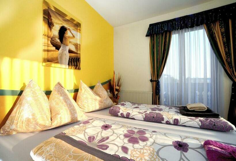 Номер Стандарт с Балконом, Martinihof Bad Tatzmannsdorf