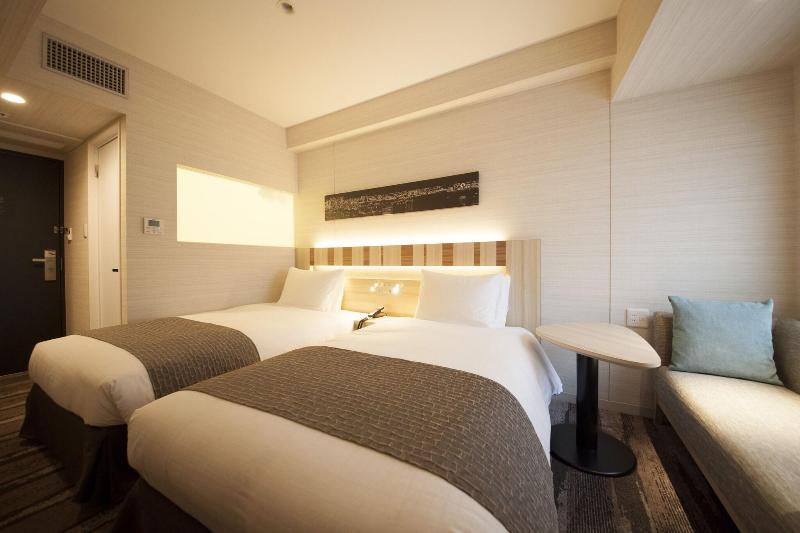 带大床的标准间, Olympic View Inn