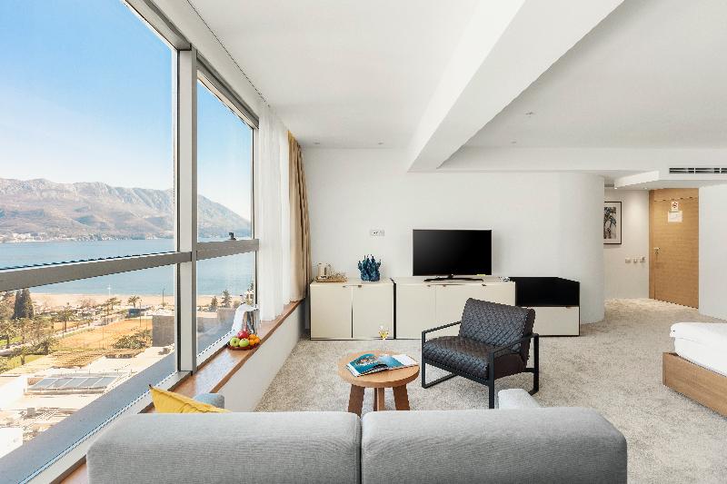 小型套房, Olympic View Inn