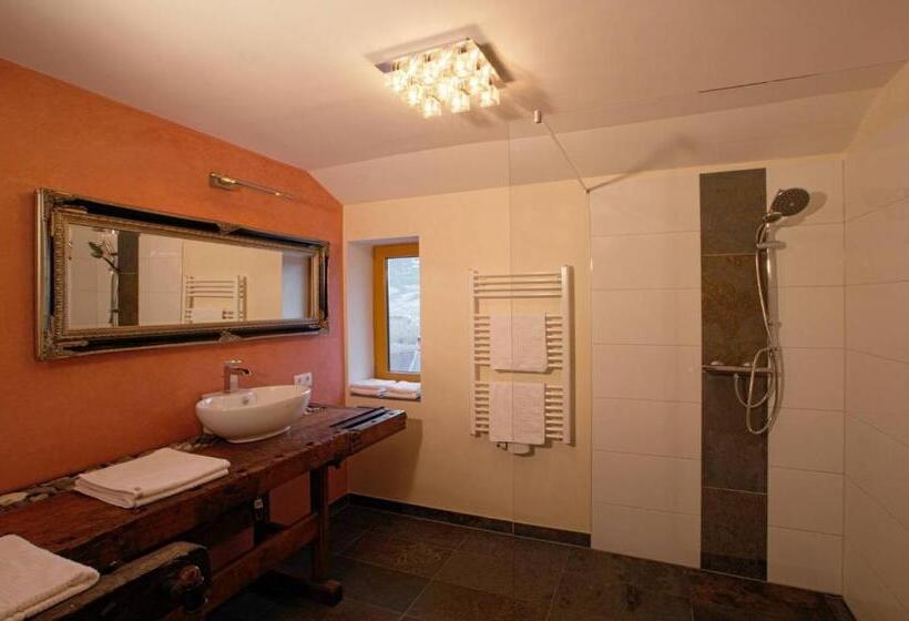 جناح عائلي, Ortnerhof Ennstal