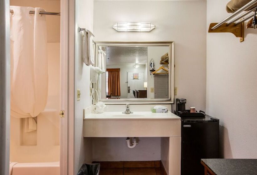 スイート（家族用）, Sandia Peak Inn Old Town Abq, A Howard Johnson By Wyndham