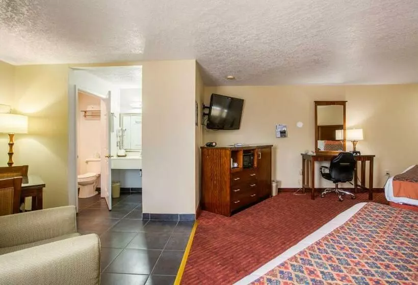 Sviitti King-vuode, Sandia Peak Inn Old Town Abq, A Howard Johnson By Wyndham