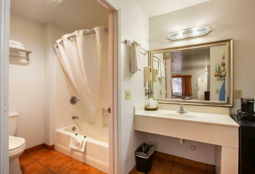 スタンダードルーム, Sandia Peak Inn Old Town Abq, A Howard Johnson By Wyndham