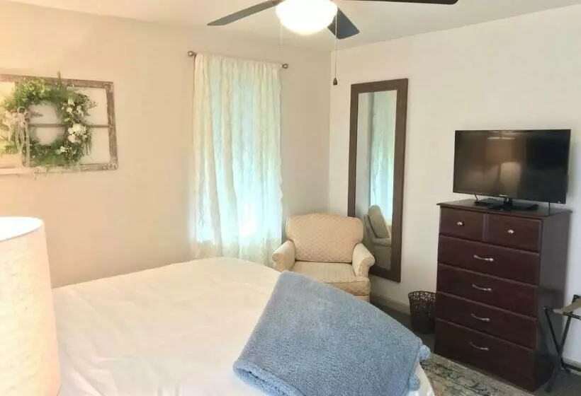 スタンダードルーム, The Little Italy Of Niagara Falls Bed & Breakfast