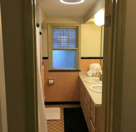 标准间, The Little Italy Of Niagara Falls Bed & Breakfast