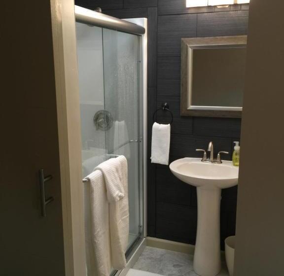 标准间, The Little Italy Of Niagara Falls Bed & Breakfast