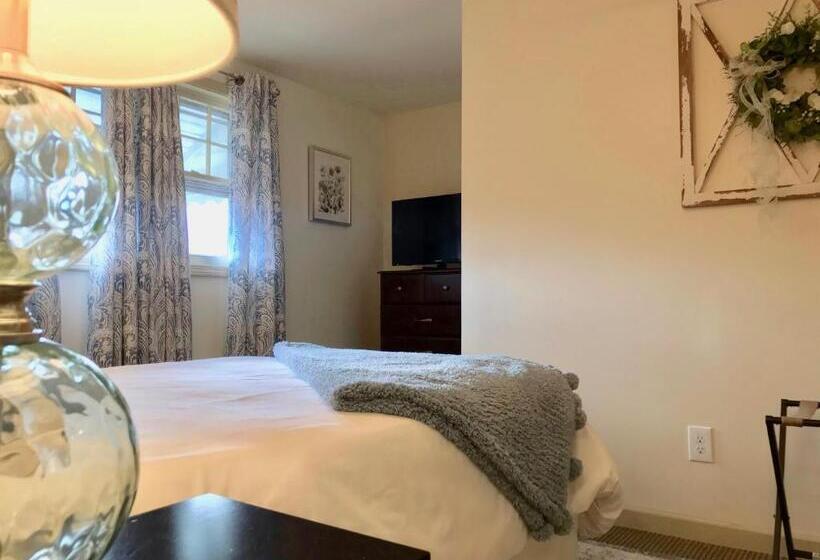 标准间, The Little Italy Of Niagara Falls Bed & Breakfast