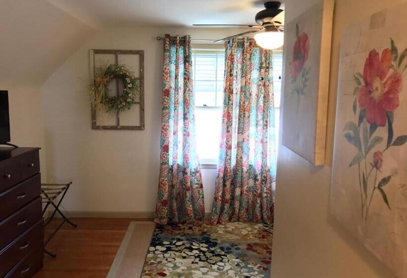 스탠다드 룸, The Little Italy Of Niagara Falls Bed & Breakfast