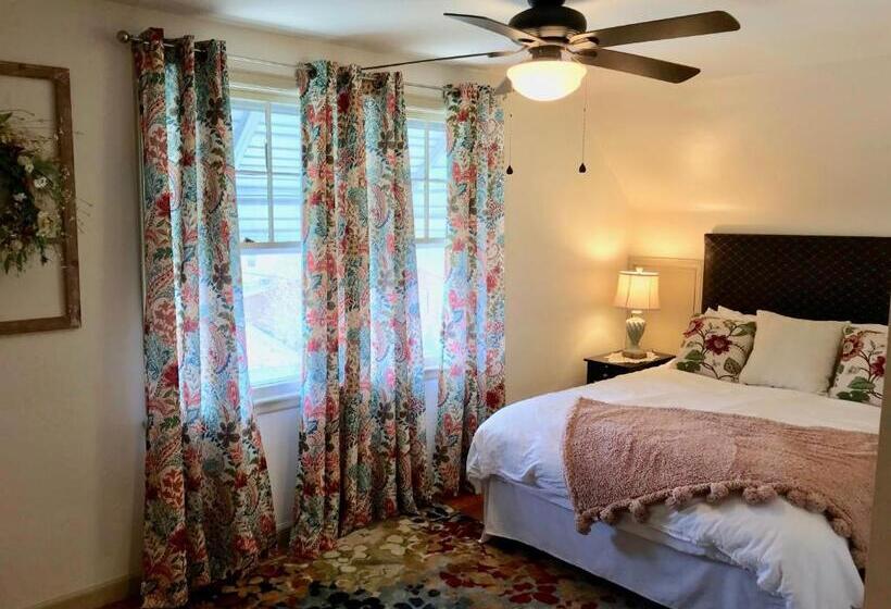 标准间, The Little Italy Of Niagara Falls Bed & Breakfast