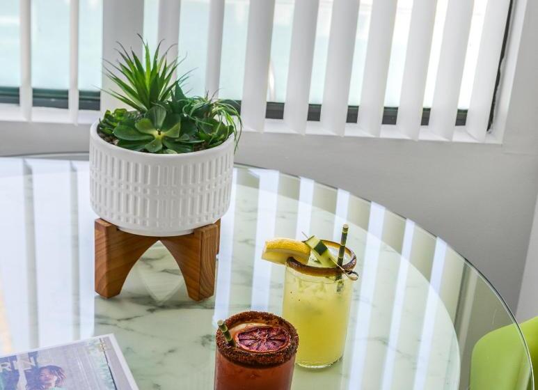 ジュニアスイート, The Three Fifty Hotel, A Kirkwood Collection