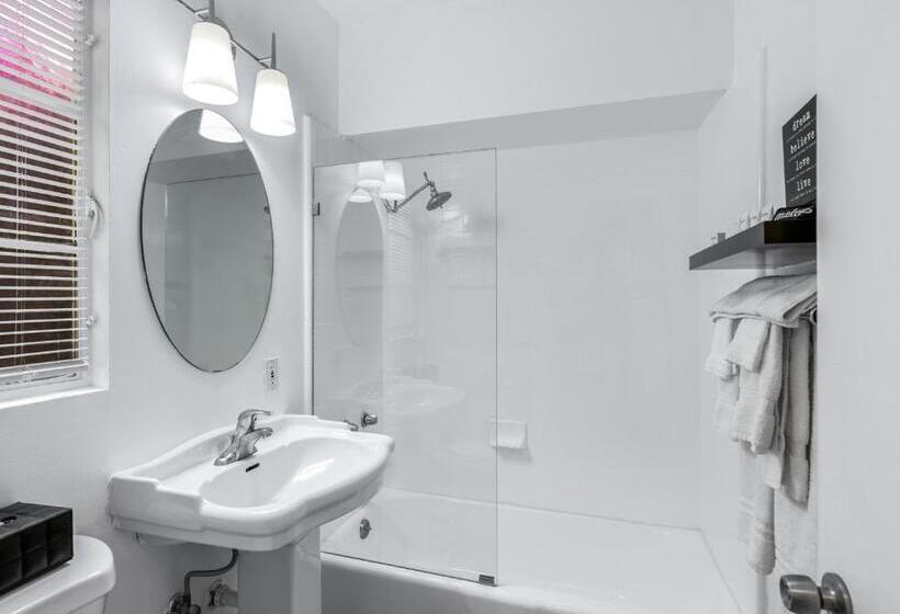 Suite, The Three Fifty Hotel, A Kirkwood Collection