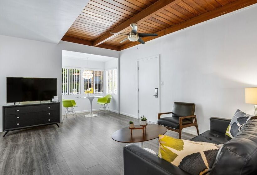 スイート, The Three Fifty Hotel, A Kirkwood Collection