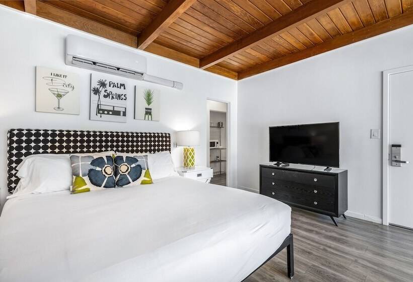 デラックスルーム, The Three Fifty Hotel, A Kirkwood Collection