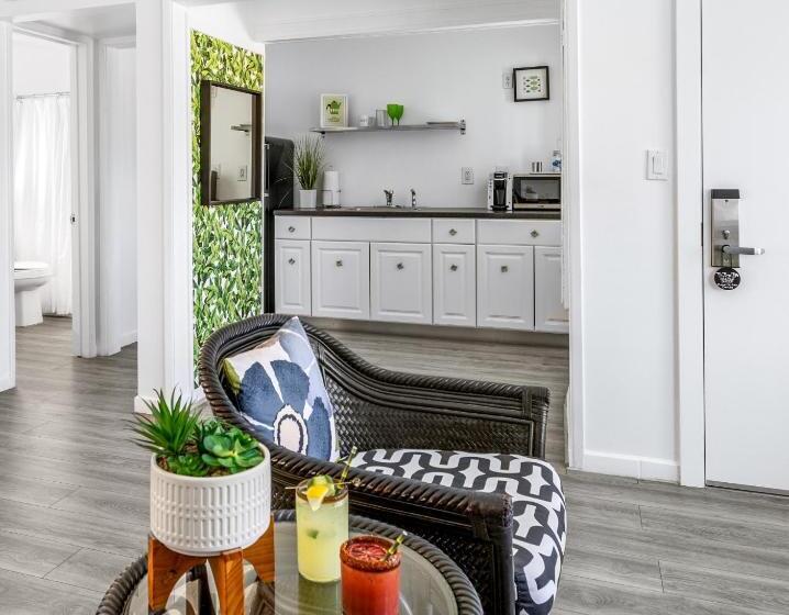 ジュニアスイート, The Three Fifty Hotel, A Kirkwood Collection