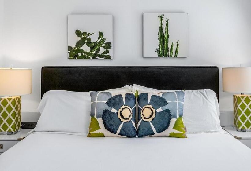 スイート, The Three Fifty Hotel, A Kirkwood Collection