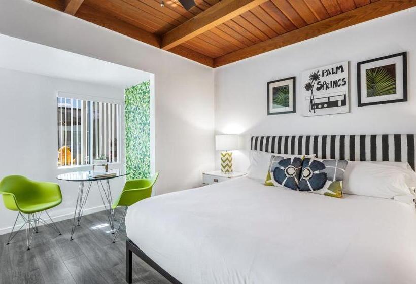 スタンダードスタジオ, The Three Fifty Hotel, A Kirkwood Collection