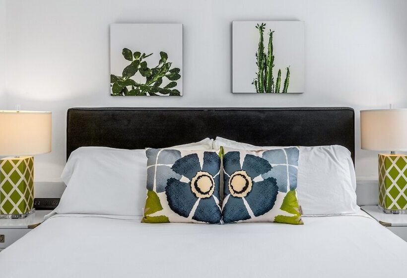 スイート, The Three Fifty Hotel, A Kirkwood Collection