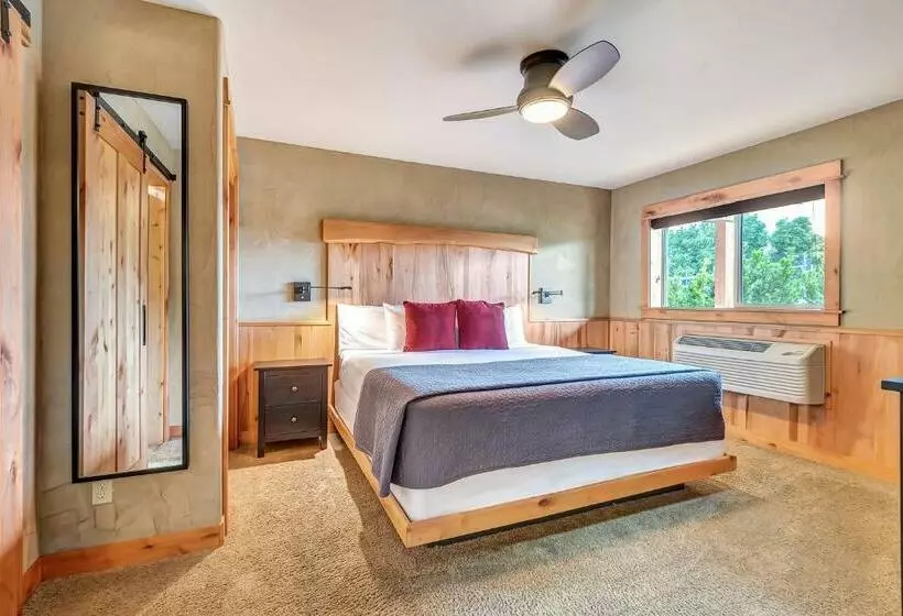 سوئیت با تخت بزرگ, Wall Street Suites