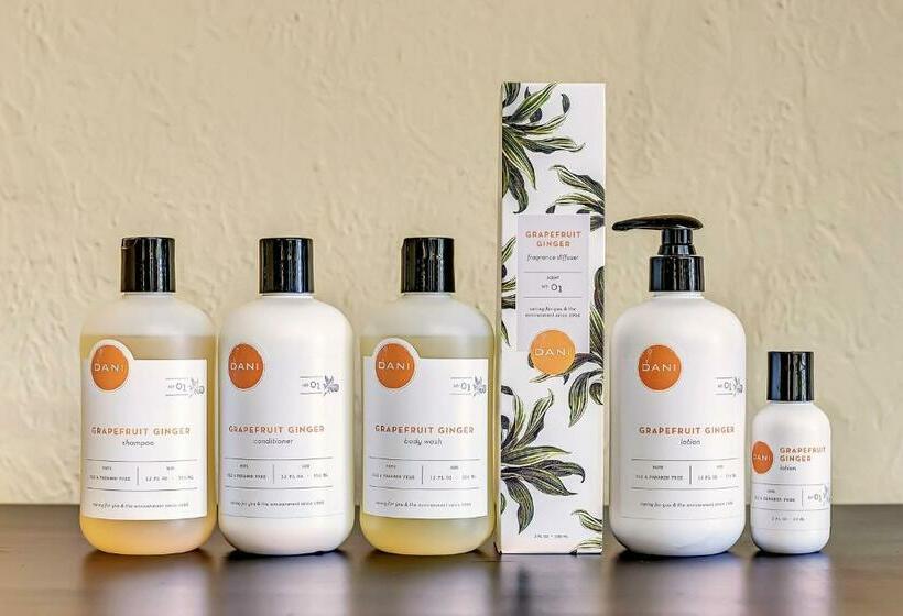 سوئیت با تخت بزرگ, Wall Street Suites