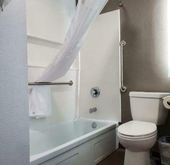 غرفة قياسية, Money Saver Motel