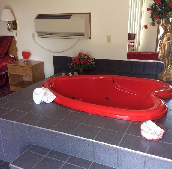 غرفة قياسية سرير كينج, Spring Hill Motel